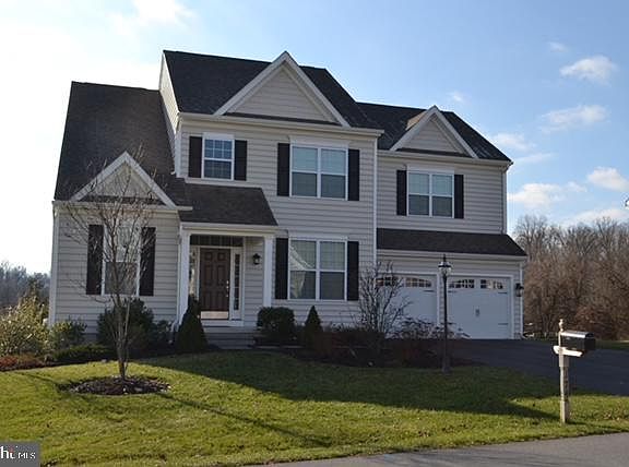 2nd image of 174 Patriot Ln