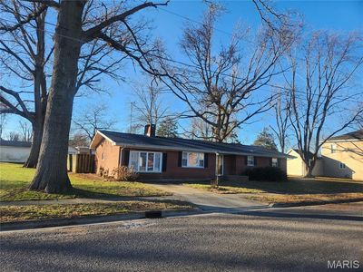 458 W Maple St, Nashville, IL, 62263