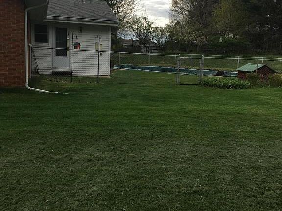 4th image of 10275 E D Ave