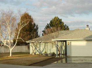 406 N Quebec St, Kennewick, WA 99336