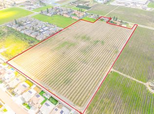 12812 E Stroud Ave, Kingsburg, CA