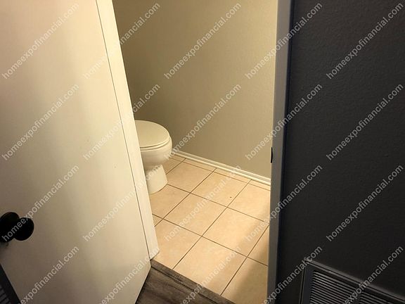 3rd image of 849 E Victoria St Unit 706