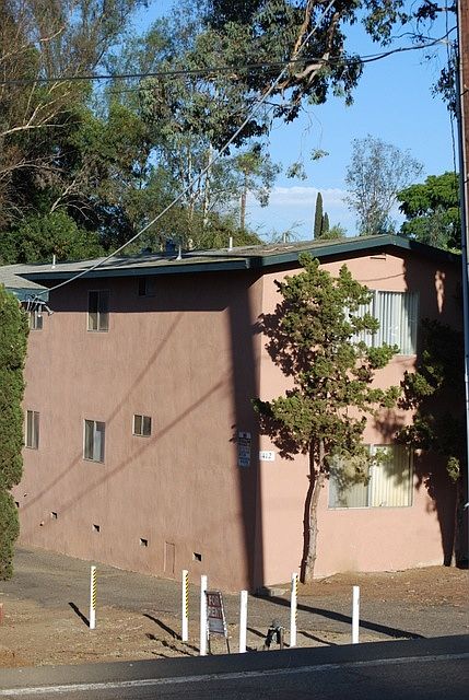 2nd image of 410 S Tulip St APT B