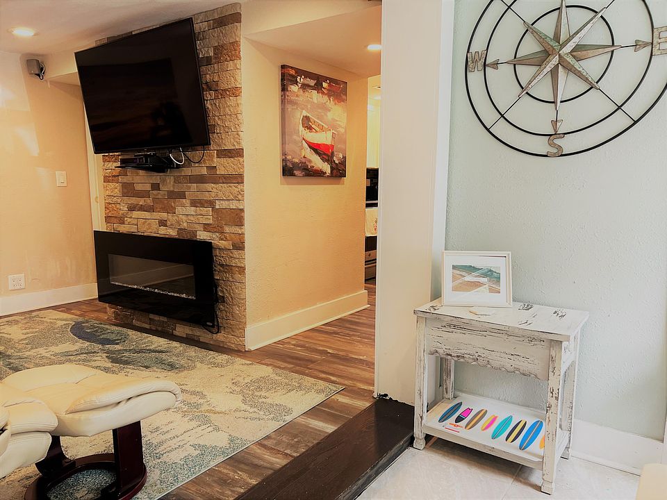 1st image of 615 15th St #3-1