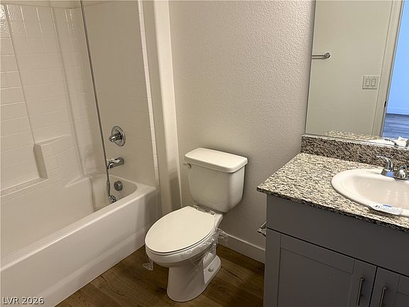 4th image of 314 W Winston Ln