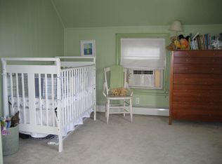 317 Riverside St, Portsmouth, RI 02871