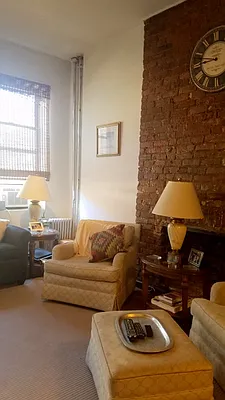 Rented by Chartwell Manhattan Realty | media 20
