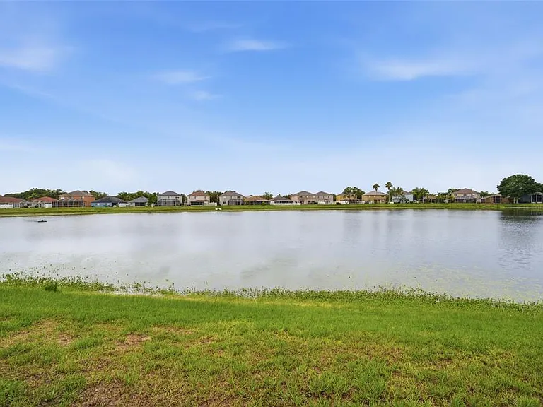 10604 Lakeside Vista Dr — Photo 47