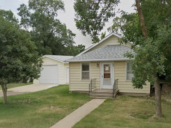 602 2nd Ave NE, Belfield, ND 58622