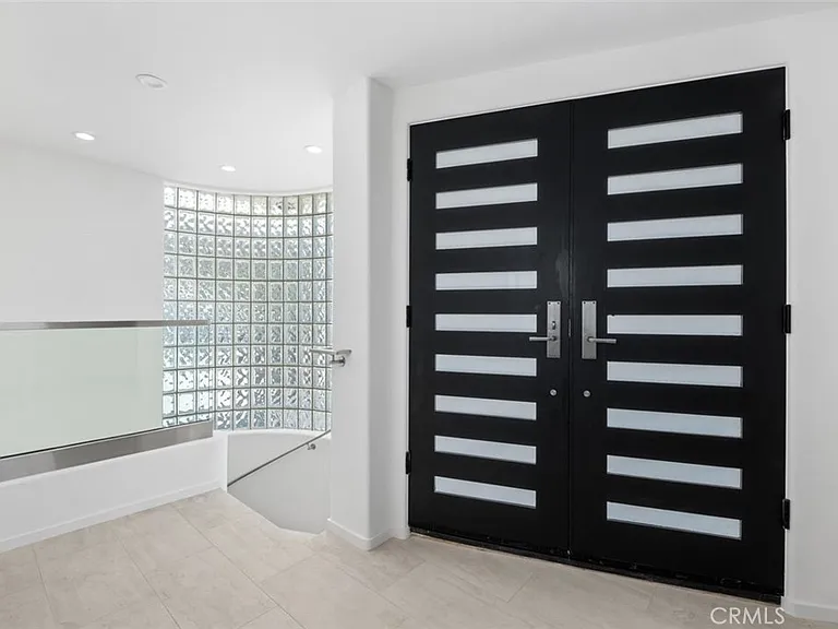 31868 Circle Dr — Photo 36