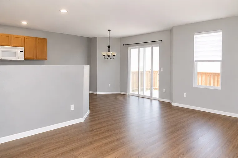 5330 S Picadilly Ct — Photo 1