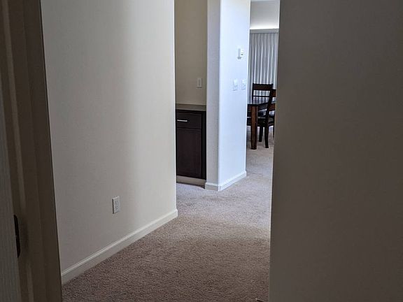 3rd image of 683 Phelps Dr