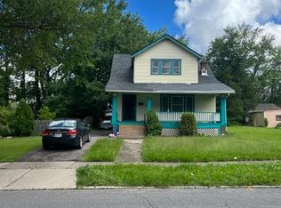 13819 Cranwood Dr, Garfield Heights, OH 44105