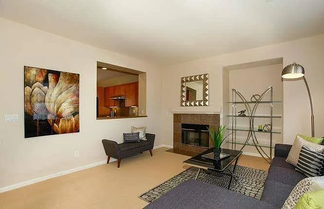 7223 Shannon Park Ct — Photo 16