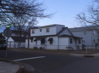 21 Hudson Ave, Middletown, NJ 07748