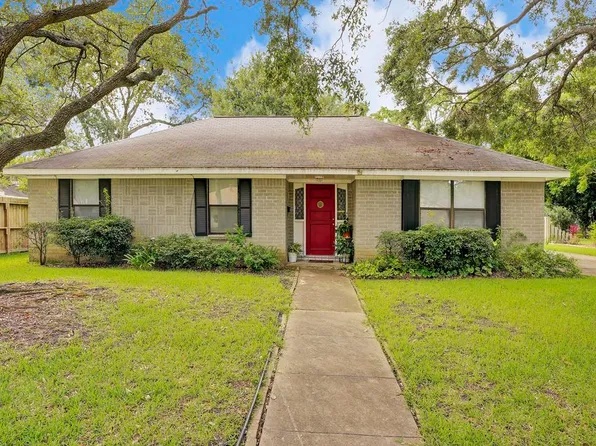 10243 Catlett Ln, La Porte, TX 77571