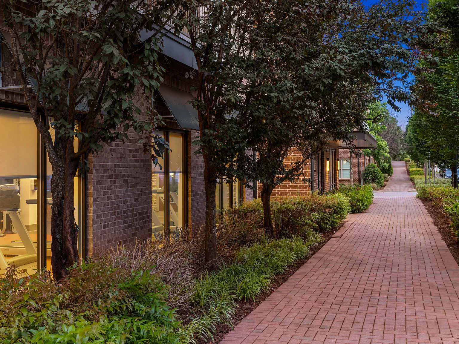 Roswell City Walk — Photo 4