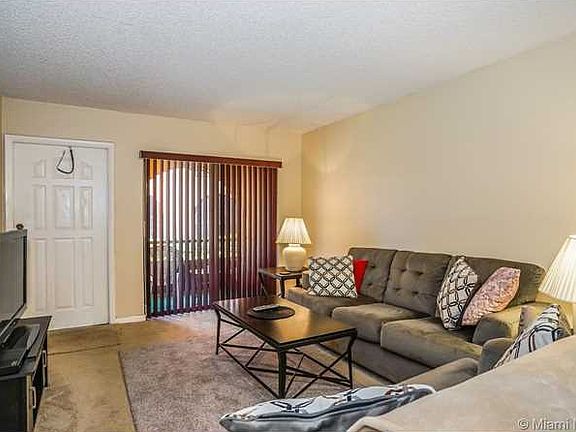3rd image of 18246 Mediterranean Blvd APT 1003