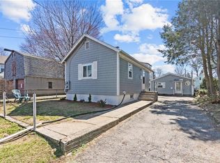 34 Steere Ave, North Providence, RI 02911