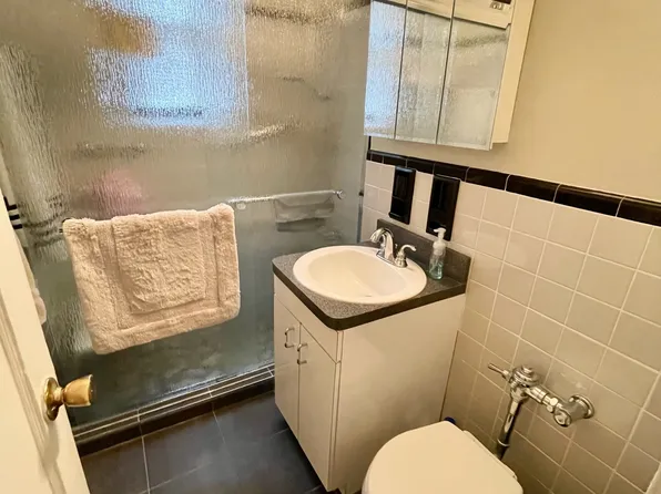 2685 East Seventh Street image 1 of 10