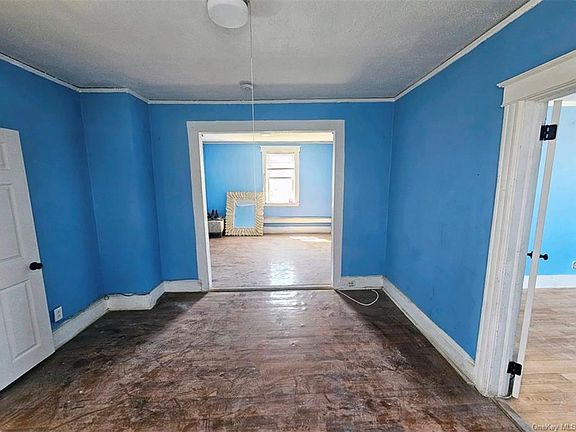 4th image of 36 Martin Pl Floor 3