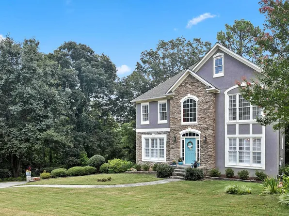 2233 Shelterwood Rd, Birmingham, AL 35226