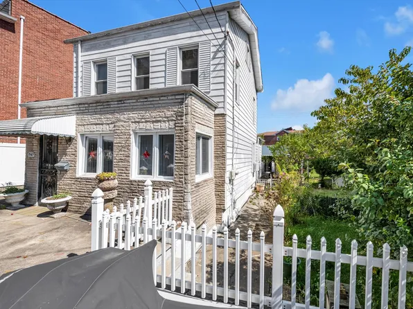 2408 East 13th Street image 2 of 23