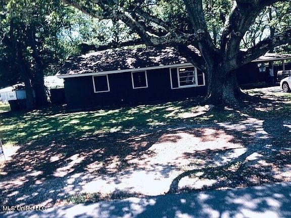 3rd image of 2402 King Ave