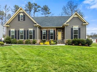 10662 Centralia Station Rd, Chester, VA 23831