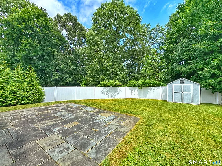 10 Harvann Rd — Photo 30