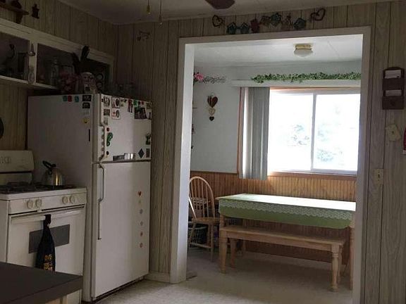4th image of 810 E Filer St