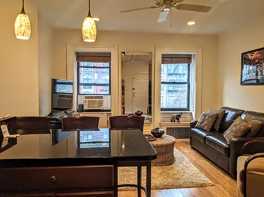 Rented by Platinum Properties | media 12