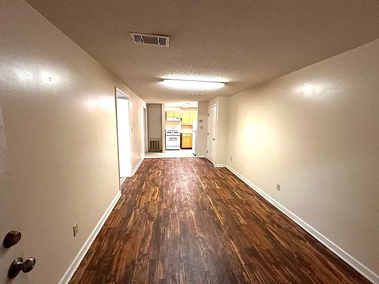 Veronica Street Apartments (RD*) — Photo 1