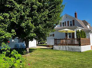 113 Maple Ave, Morrison, IL 61270