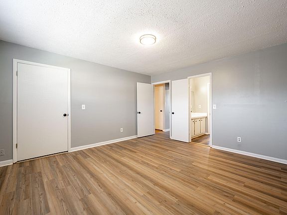 2nd image of 615 Dodson Ave