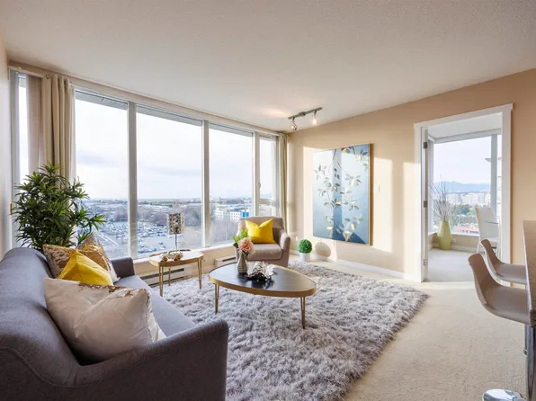 5088 Kwantlen St #1701, Richmond, BC V6X 4K5
