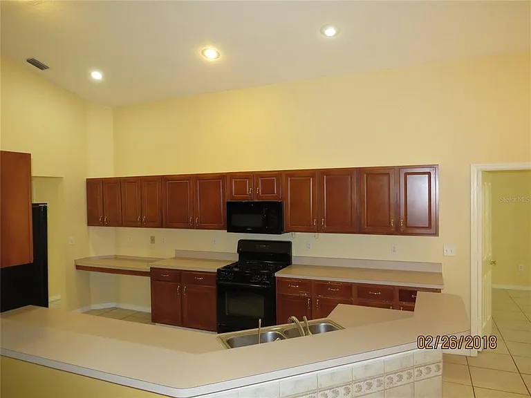 9427 Hunters Pond Dr — Photo 9