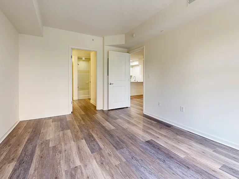 1301 Thomas Circle — Photo 69