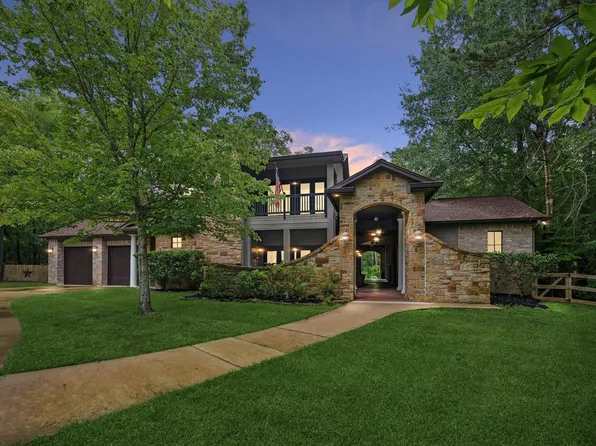 11409 Oak Springs Dr, Willis, TX 77378