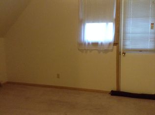 5837 N 69th St, Milwaukee, WI 53218