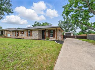 1632 Pecan Park Dr, Arlington, TX 76012