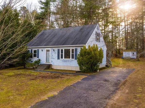 16 Picard Cir, Easthampton, MA 01027