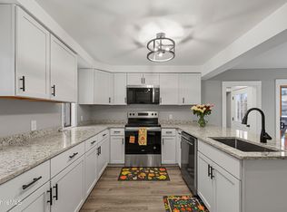 123 Broadview Ter, Pittsfield, MA 01201