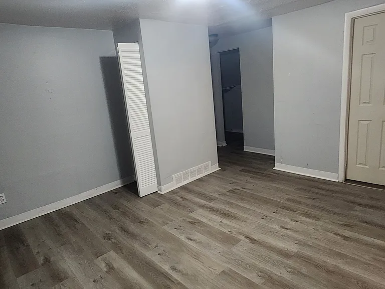3143 W 44th St #2 — Photo 15