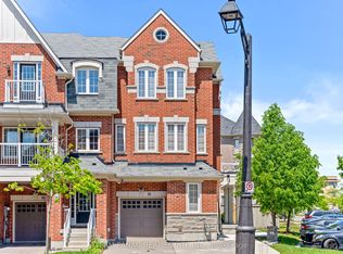 16 Rabbit Run Way, Brampton, ON L6Z 0J2