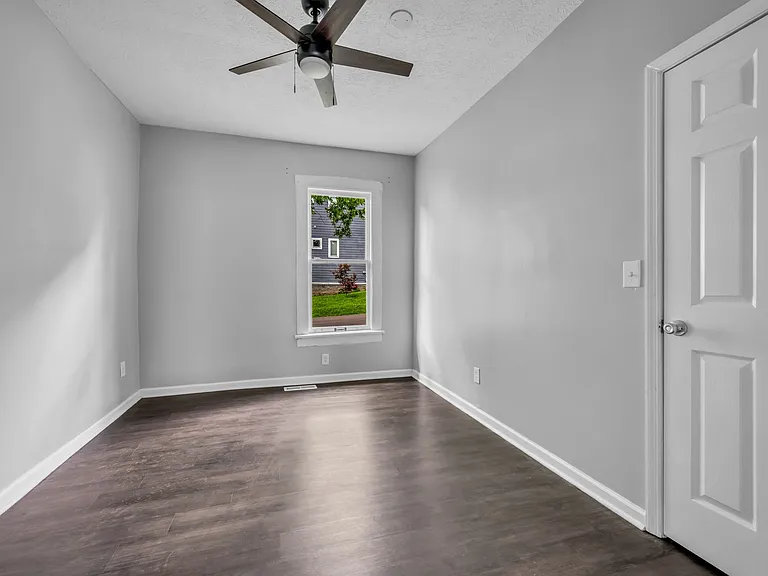 1000 Elvira Ave — Photo 12