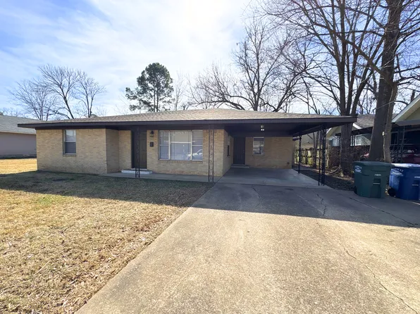 1819 Independence Ave, Conway, AR 72034