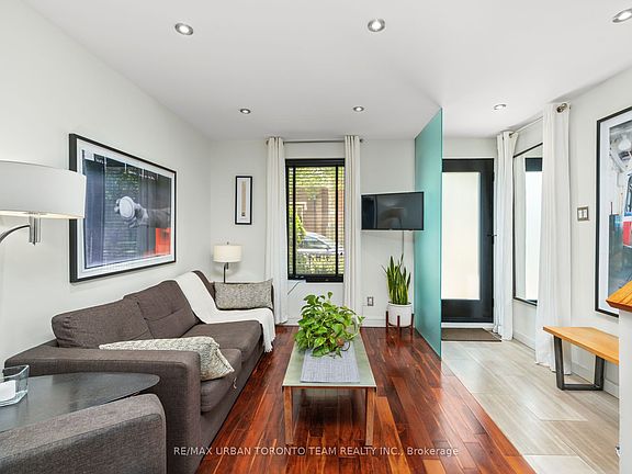 2nd image of 119 Trinity St