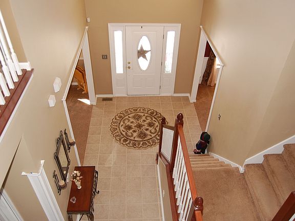 Two Story Entry/Foyer