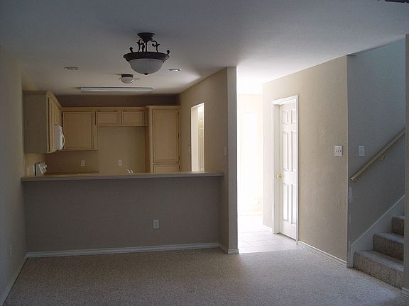 3rd image of 15418 Gun Cay Ct APT A